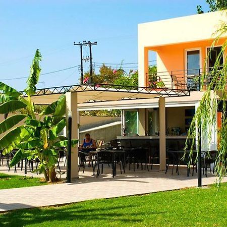 Alfa Hotel Apartments Gerani  Екстериор снимка
