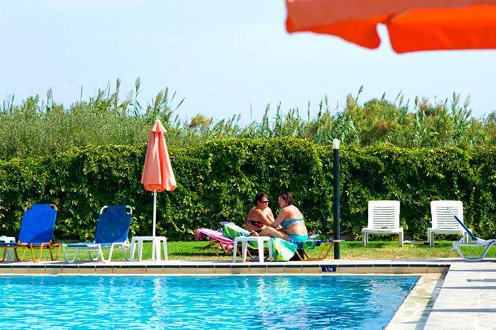 Alfa Hotel Apartments Gerani  Екстериор снимка