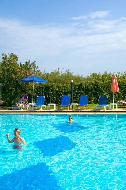 Alfa Hotel Apartments Gerani  Екстериор снимка