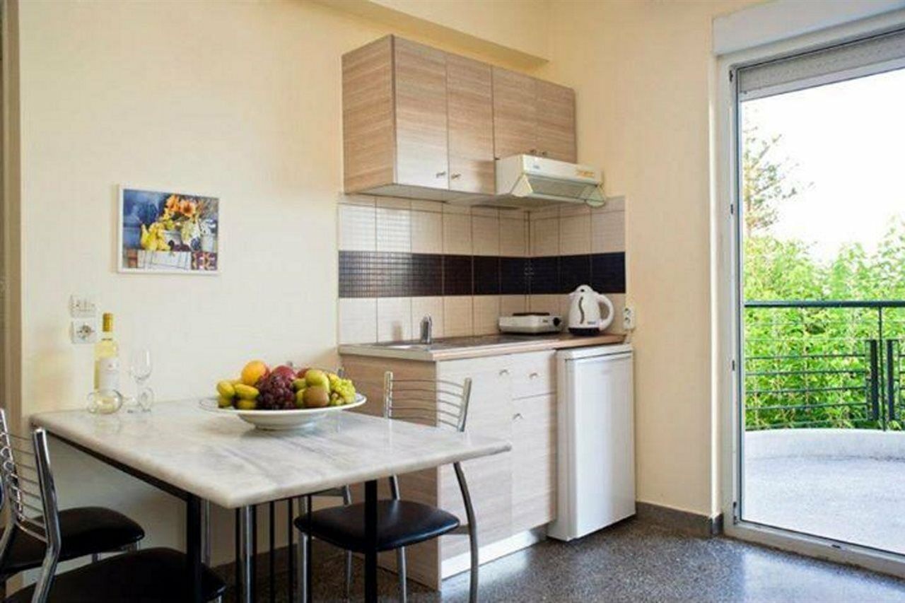 Alfa Hotel Apartments Gerani  Екстериор снимка